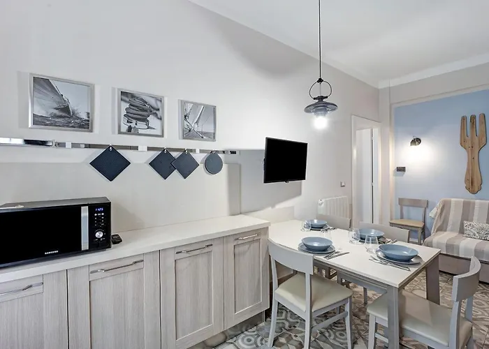 Apartment Victoria Maiolica Diano Marina