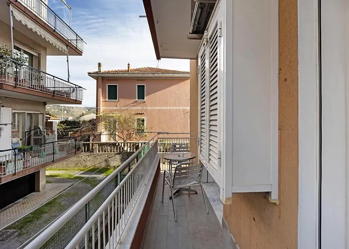 Victoria Maiolica Apartment Diano Marina